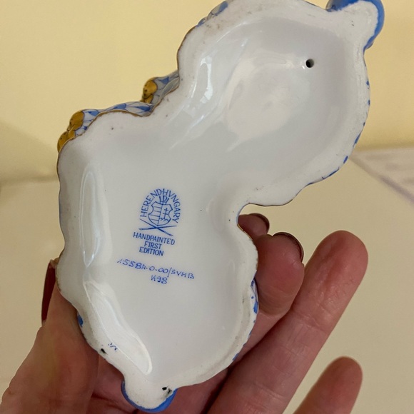 FIRST EDITION HEREND Pair of Chubby bunnies - Picture 7 of 10